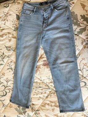 Hollister Light Blue high rise boyfriend women’s  Jeans
